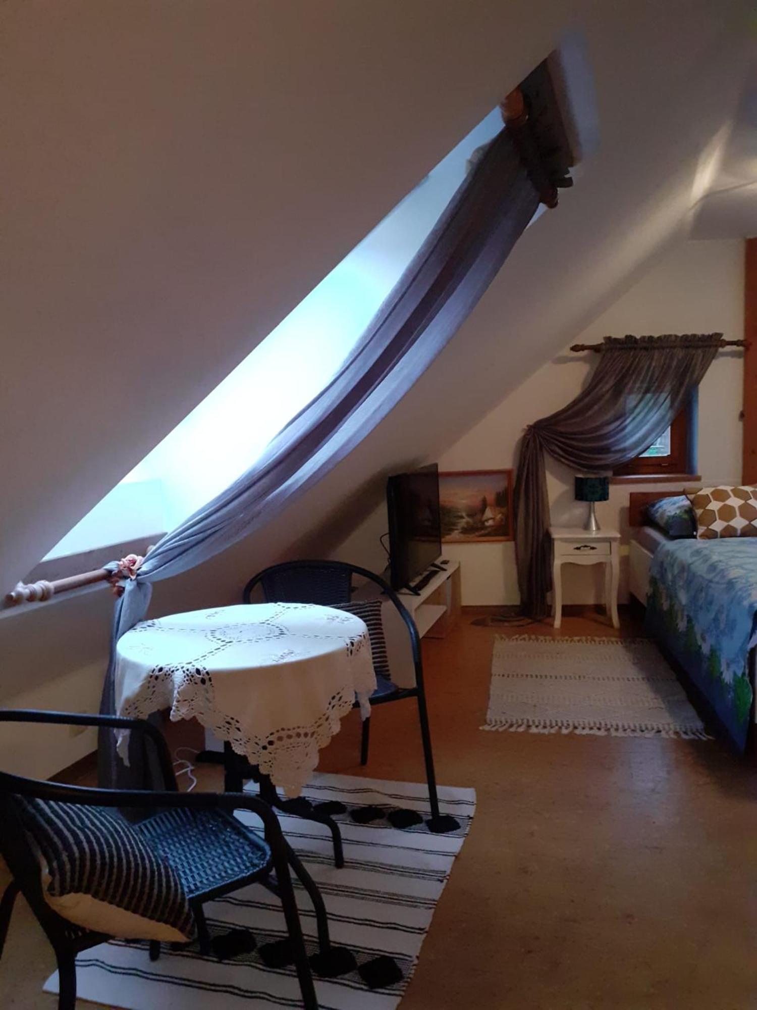 Апартаменты Atelier Spojovaci Чески-Крумлов Экстерьер фото